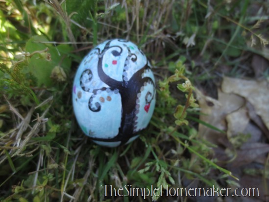 Creative Easter Eggs With or Without Dye